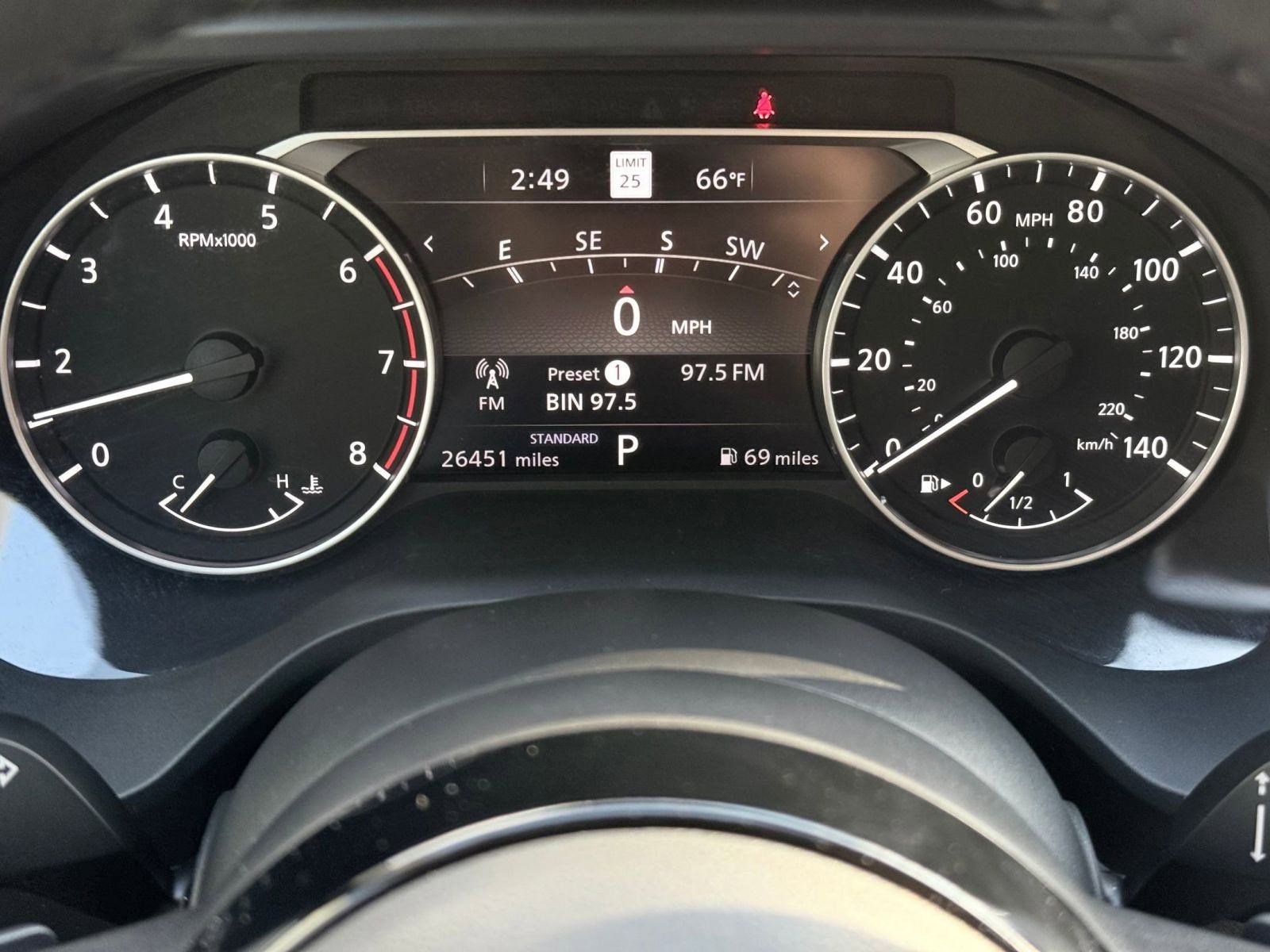 Used 2023 Nissan Rogue SL w/ SL Premium Package image 19