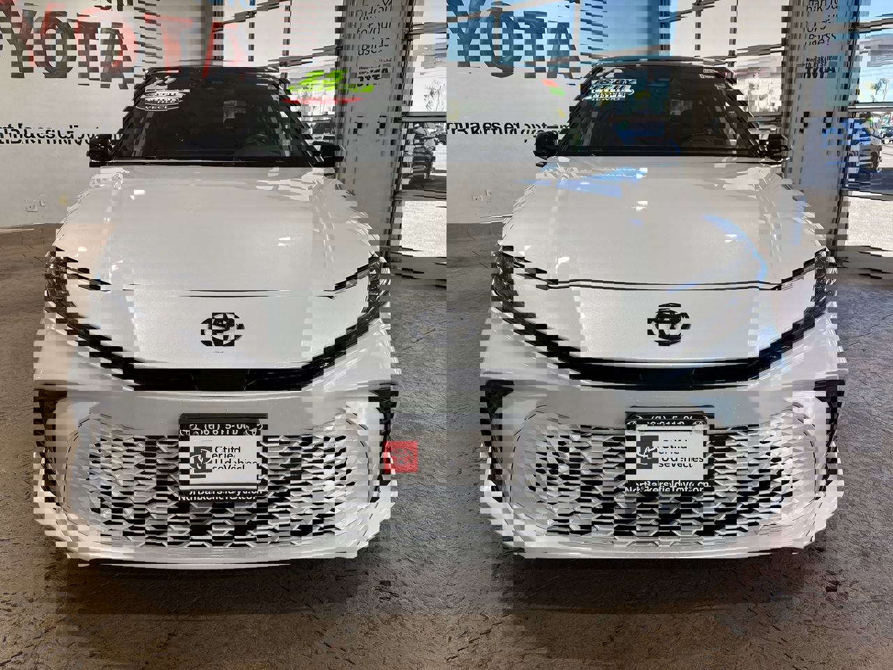 Used 2025 Toyota Camry XSE image 5