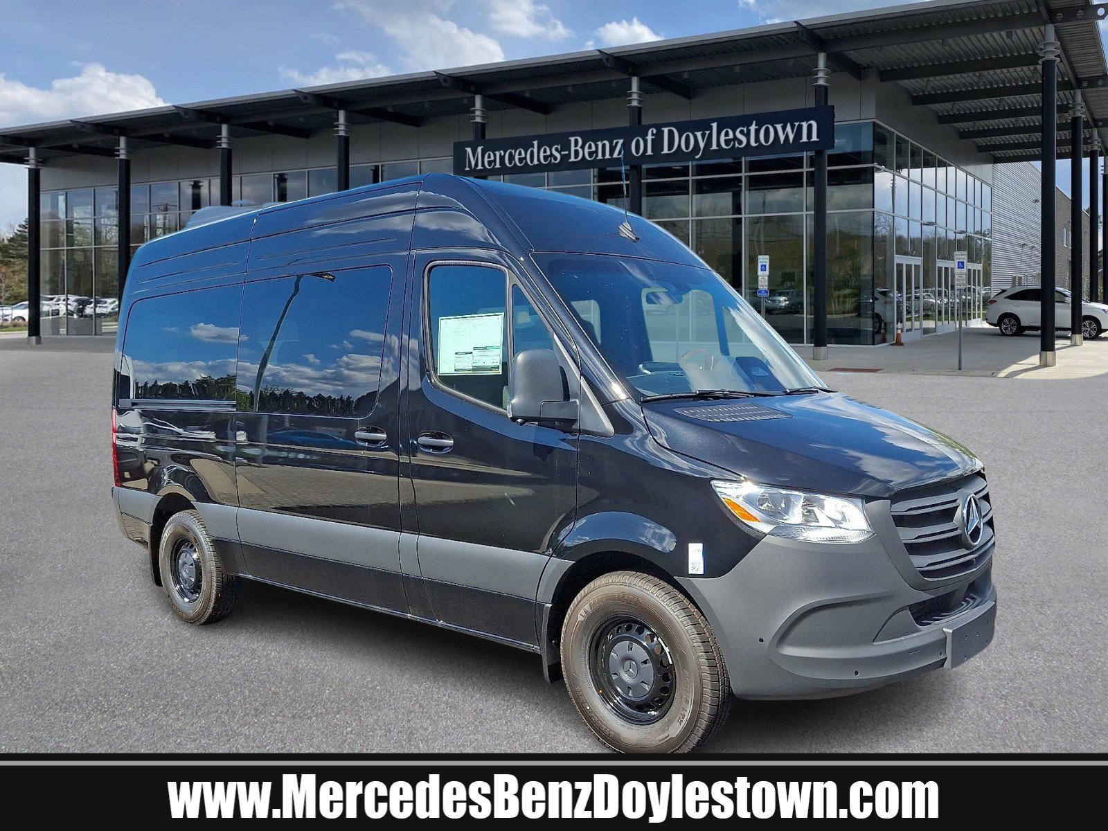 New 2025 Mercedes-Benz Sprinter 2500 image 1