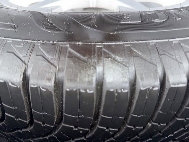 Used 2022 Chevrolet Equinox LT w/ LPO, Floor Liner Package image 25