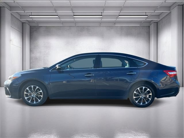 Used 2016 Toyota Avalon XLE Premium image 6