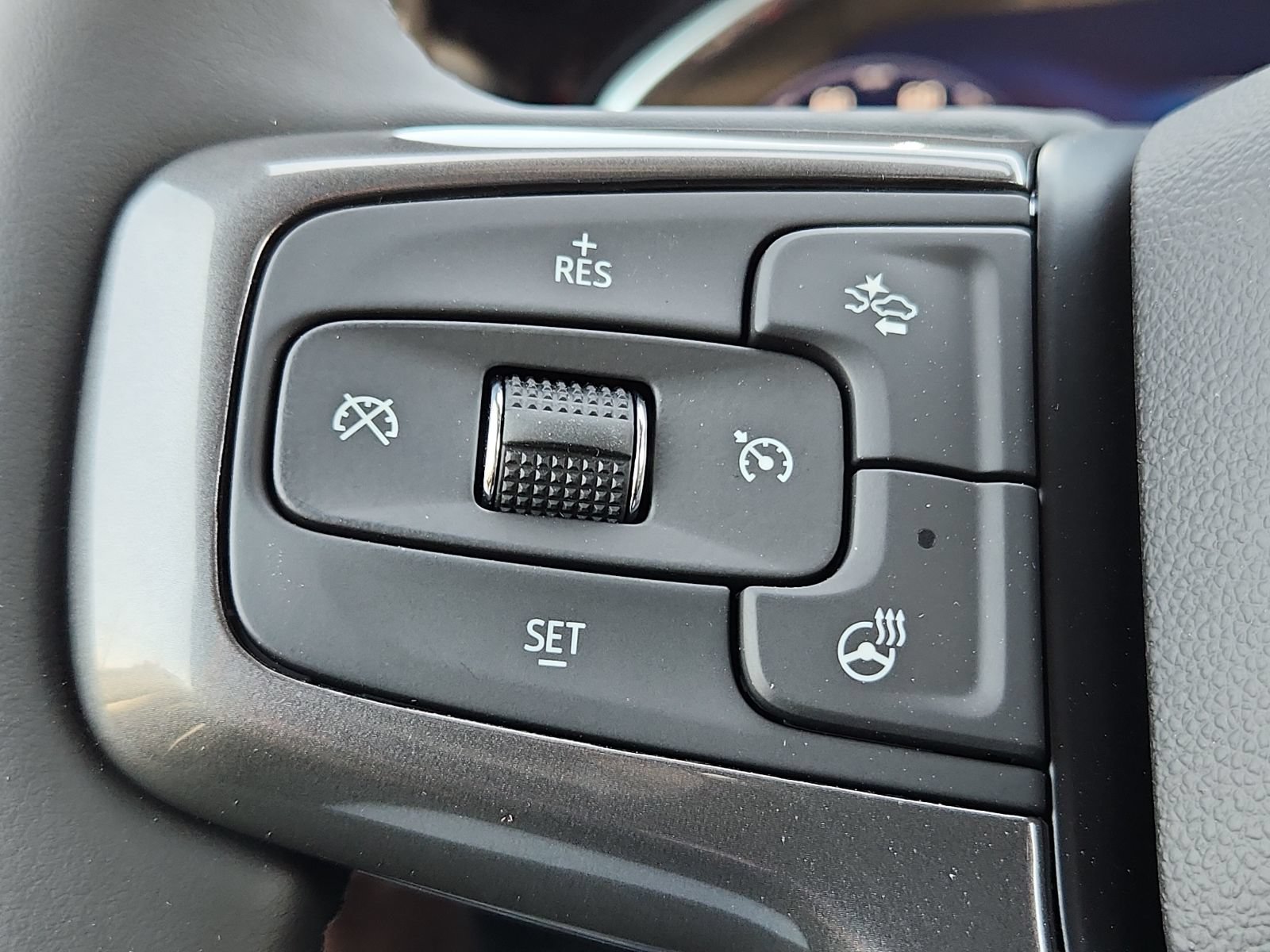 New 2026 Chevrolet Silverado 2500 ZR2 AWD/4WD image 17