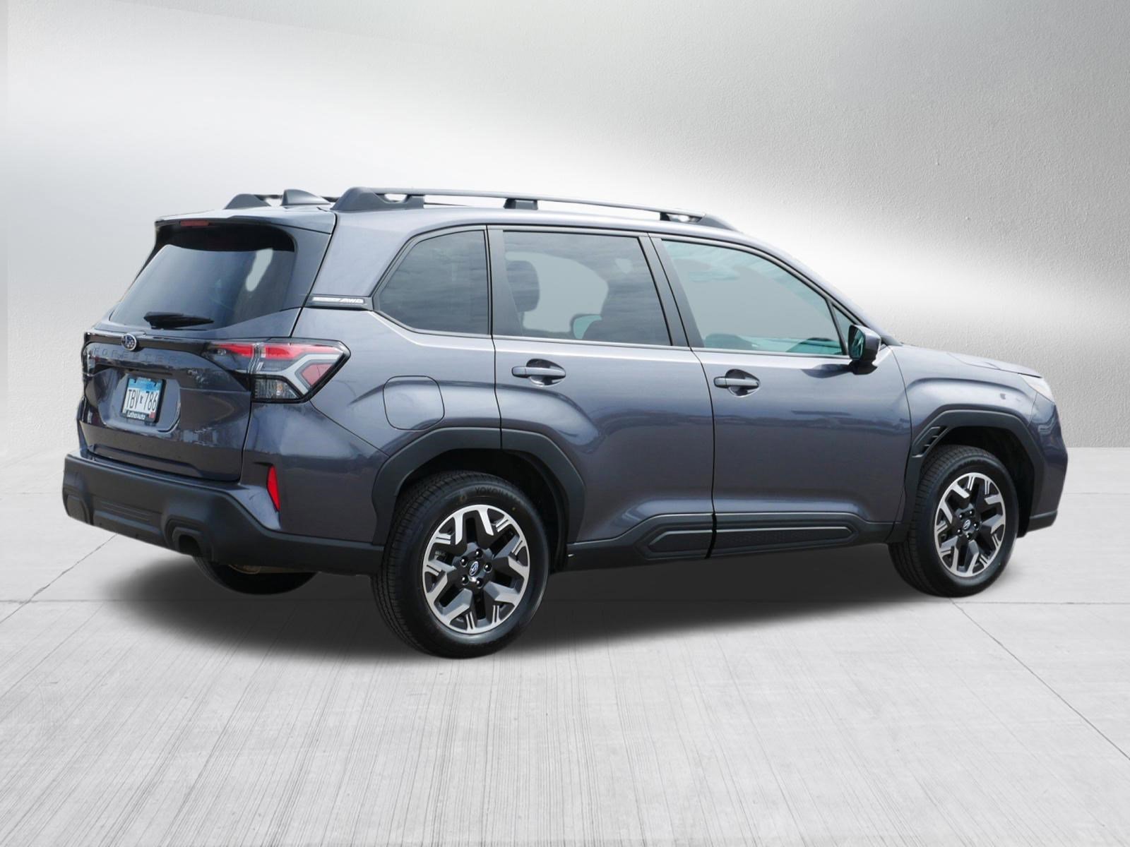 Used 2026 Subaru Forester Premium image 7