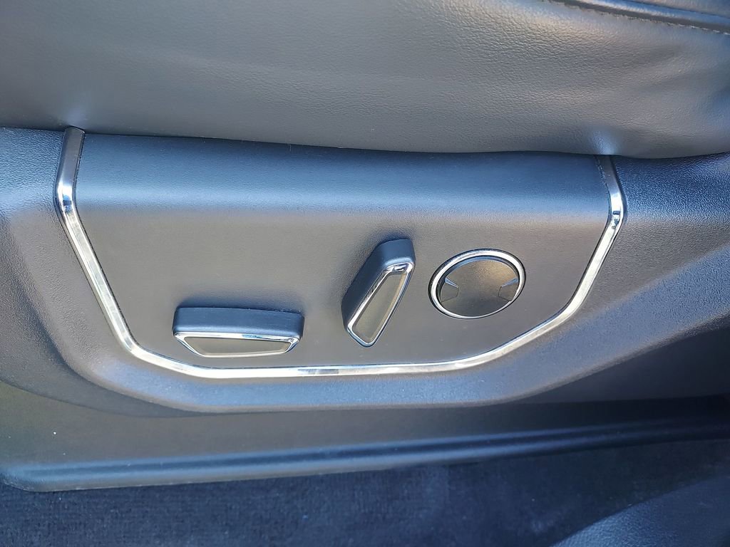 Used 2022 Ford Expedition Platinum image 18