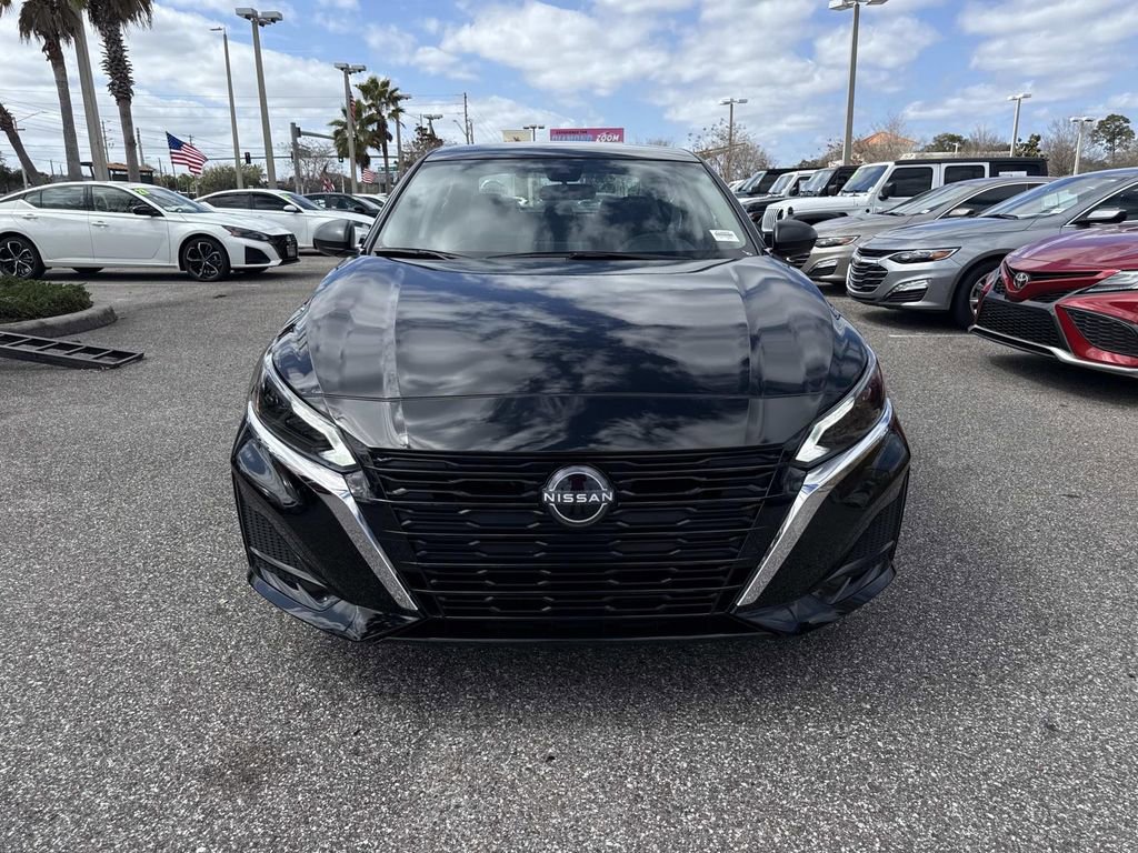 Certified 2025 Nissan Altima 2.5 S image 9