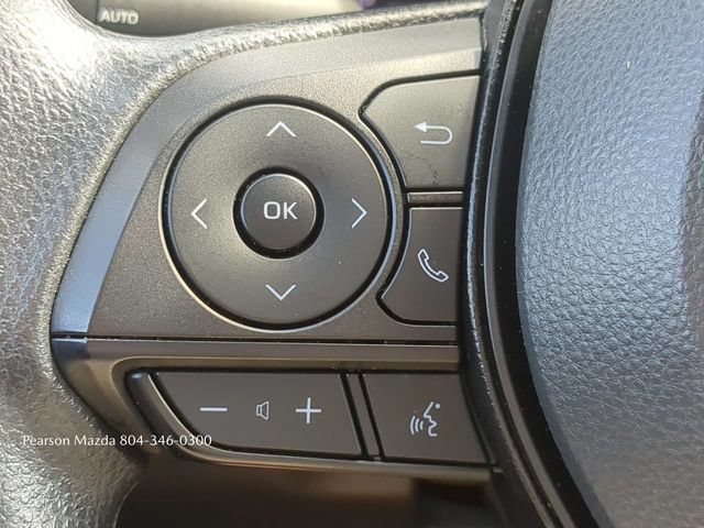 Used 2025 Toyota RAV4 XLE AWD/4WD image 23