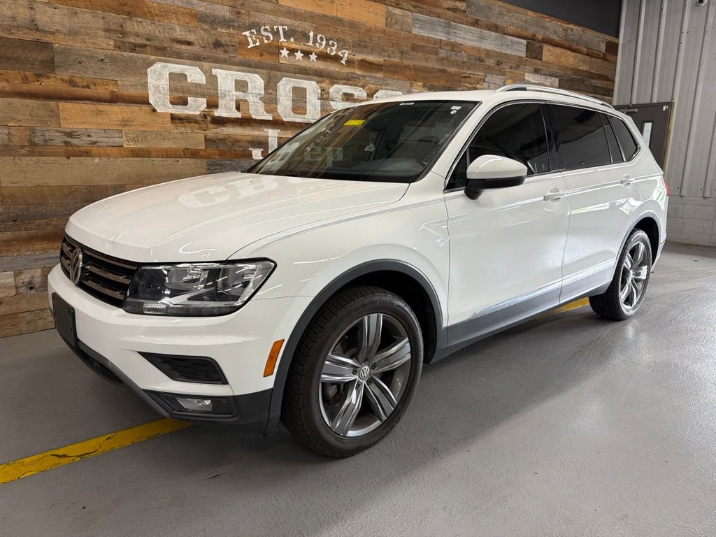 Used 2020 Volkswagen Tiguan SEL FWD image 2