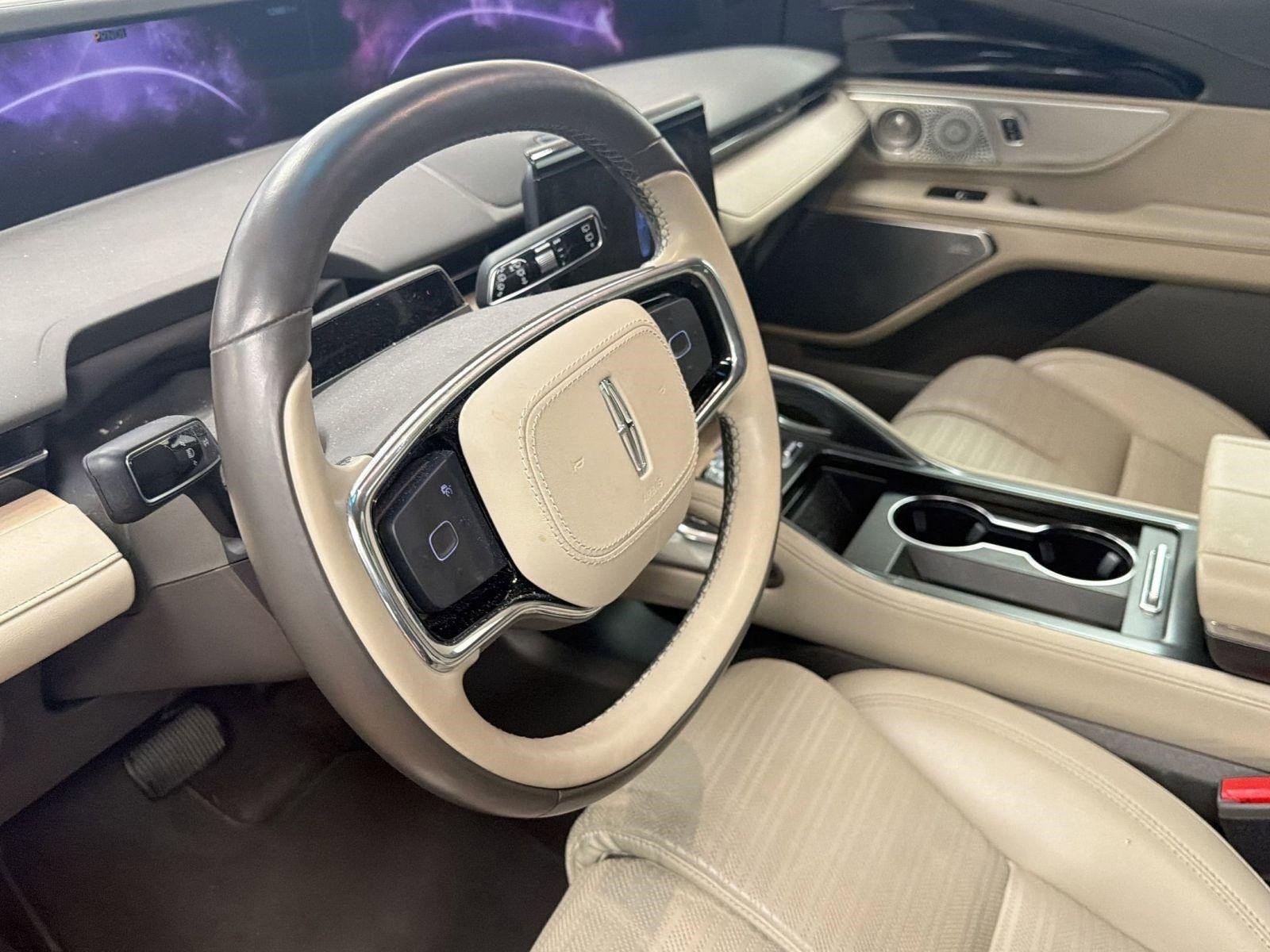 Used 2024 Lincoln Nautilus Reserve w/ Equipment Group 203A image 4