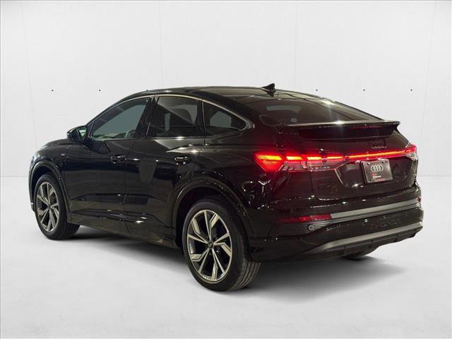 New 2025 Audi Q4 e-tron Premium image 8