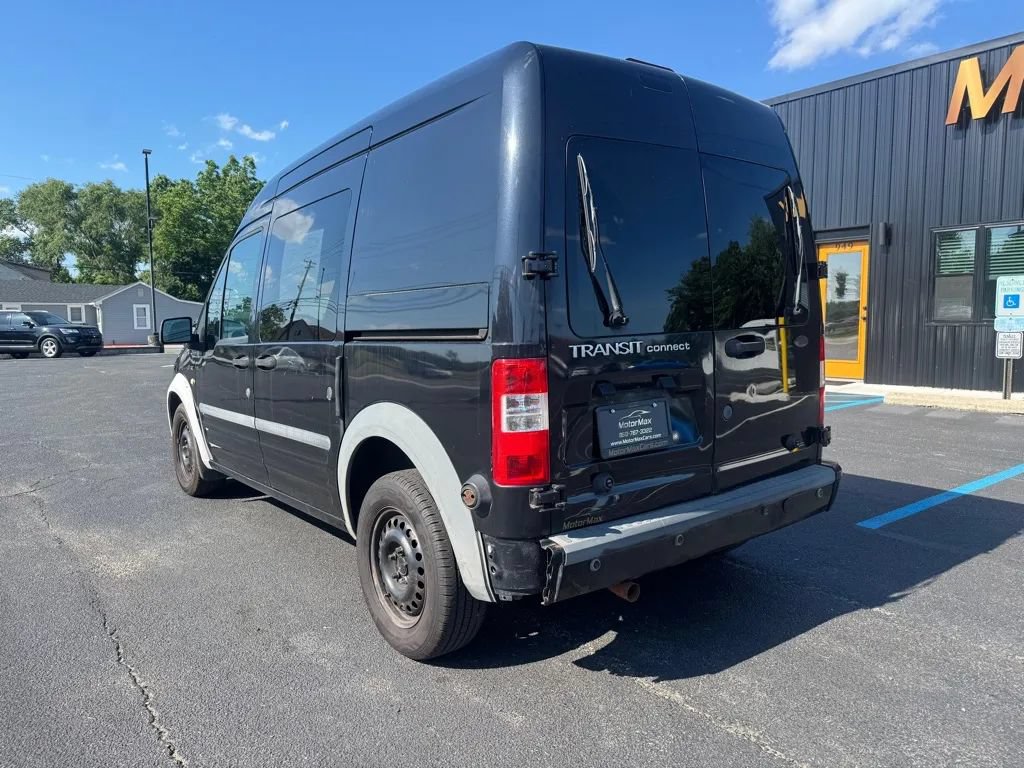Used 2010 Ford Transit Connect XLT FWD image 2