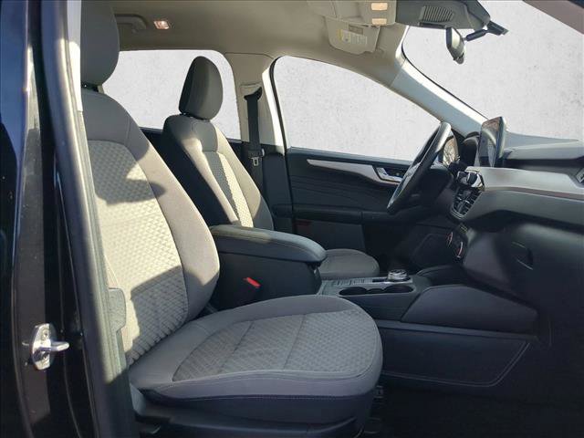 Used 2021 Ford Escape SE image 20