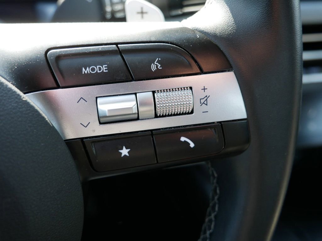 Used 2025 Hyundai Sonata SEL image 24