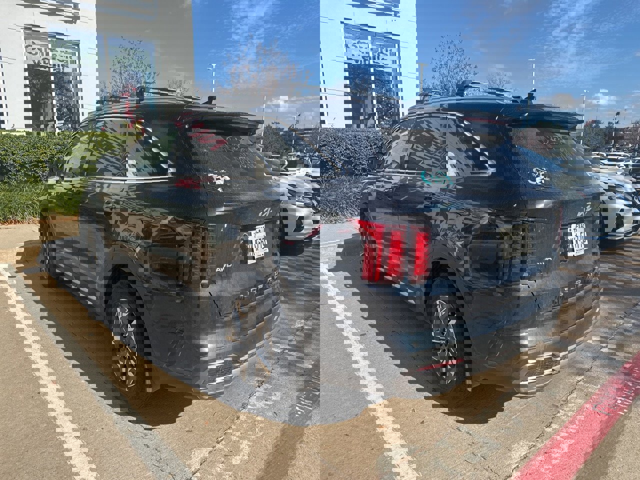 Used 2022 Kia Sorento S image 4