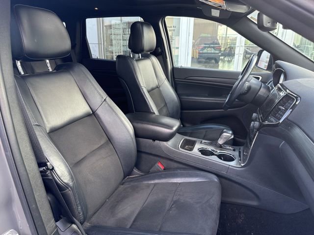 Used 2020 Jeep Grand Cherokee Altitude AWD/4WD image 25