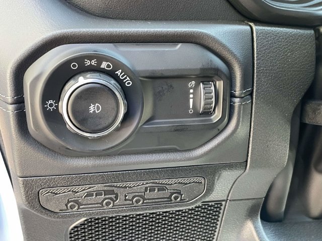 New 2027 Jeep Wrangler Unlimited Sahara AWD/4WD image 22