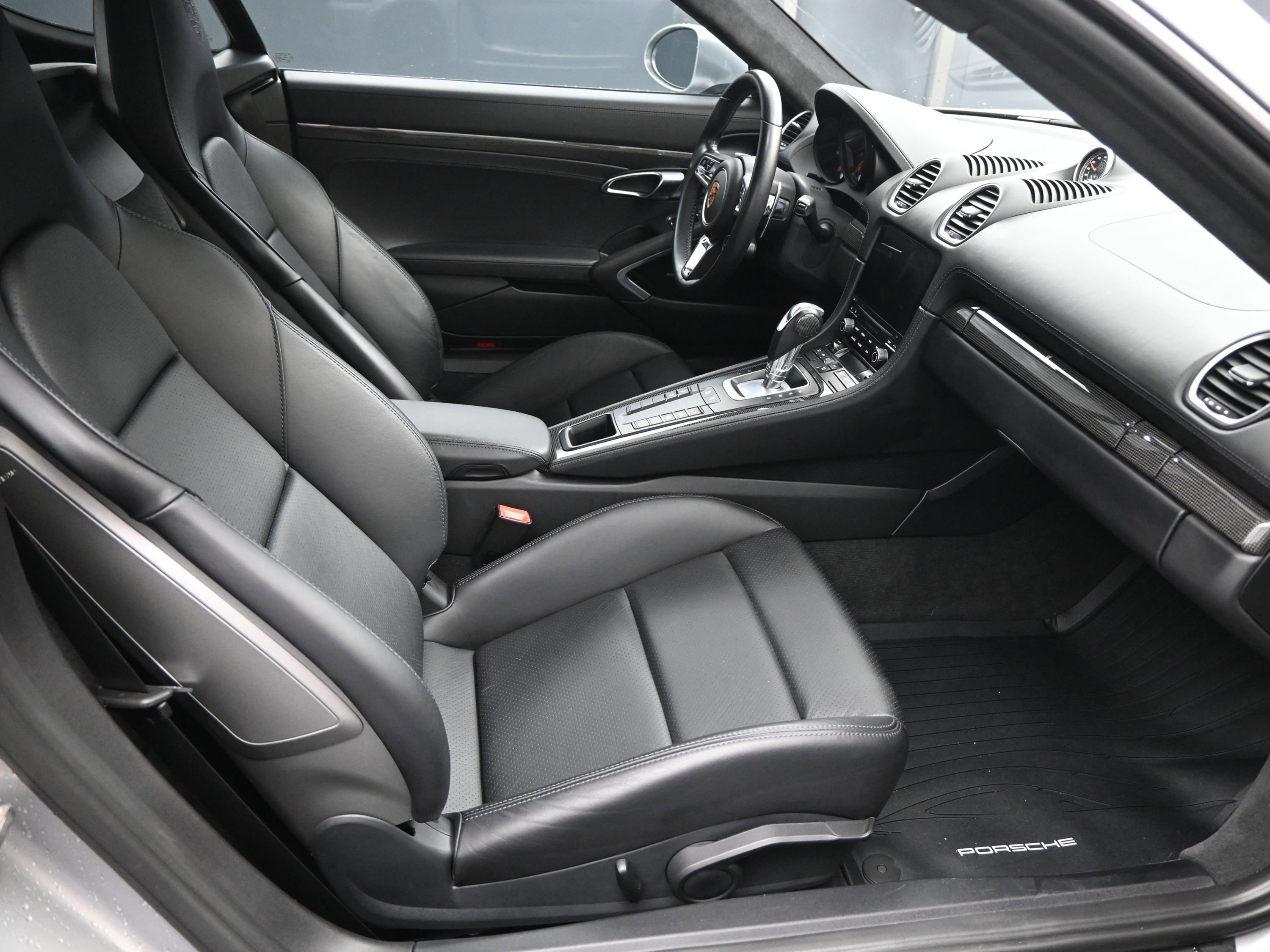 Certified 2019 Porsche 718 Cayman GTS image 11