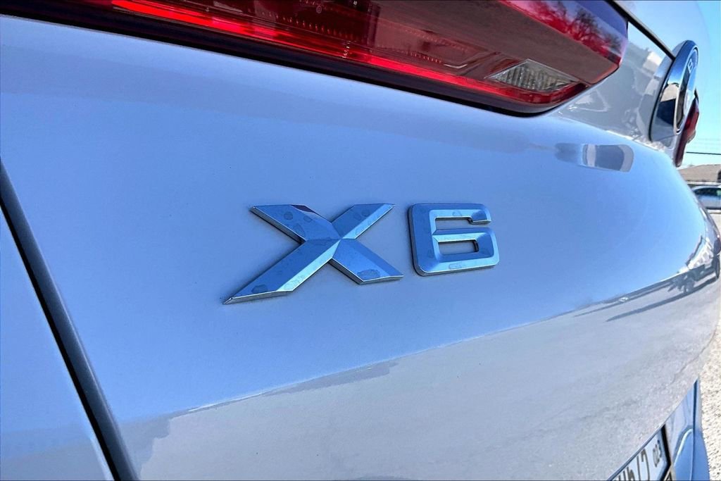 Used 2023 BMW X6 xDrive40i image 43