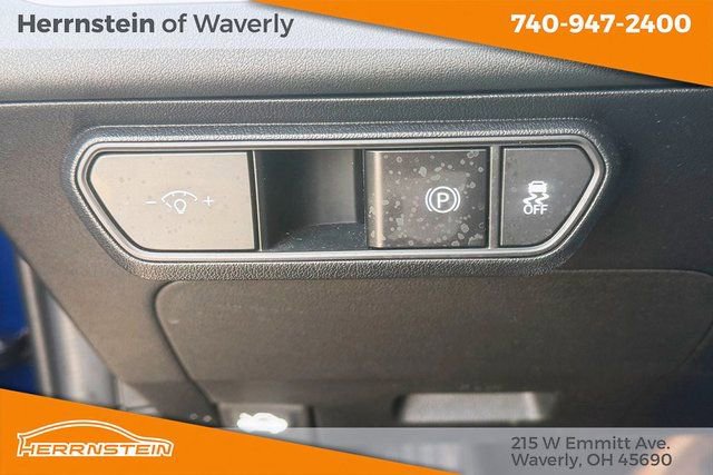 Used 2025 Kia K4 LXS image 16