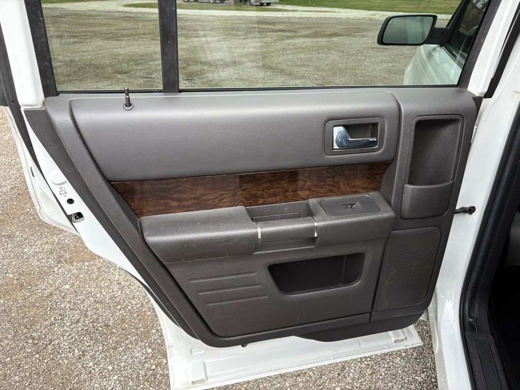 Used 2019 Ford Flex Limited image 11