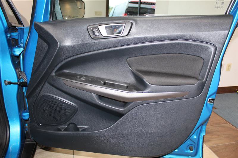 Used 2019 Ford EcoSport SE image 32