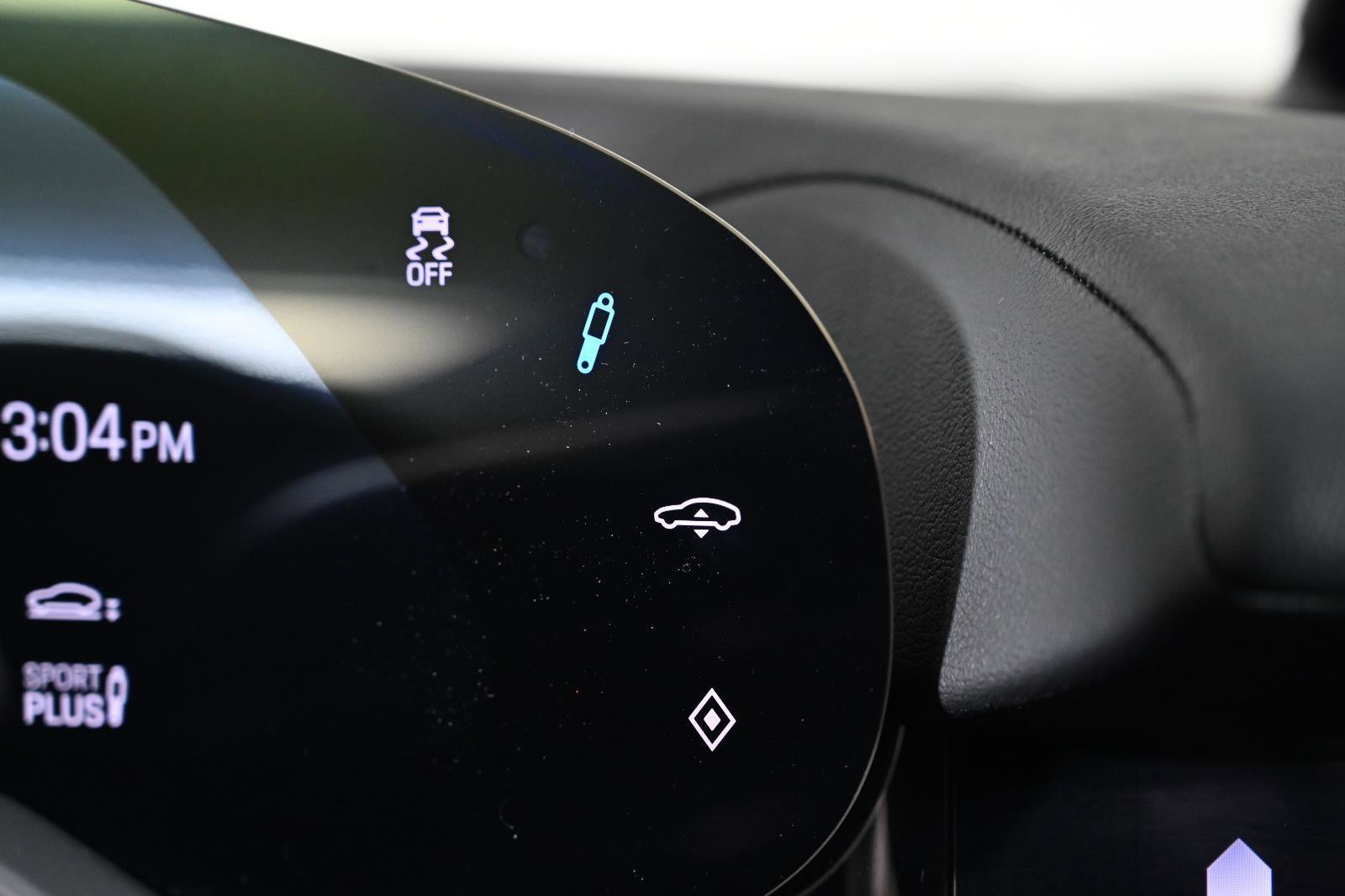 Used 2021 Porsche Taycan RWD image 15