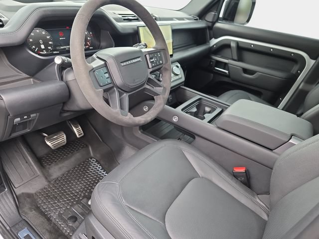 Certified 2023 Land Rover Defender 110 V8 AWD/4WD image 18