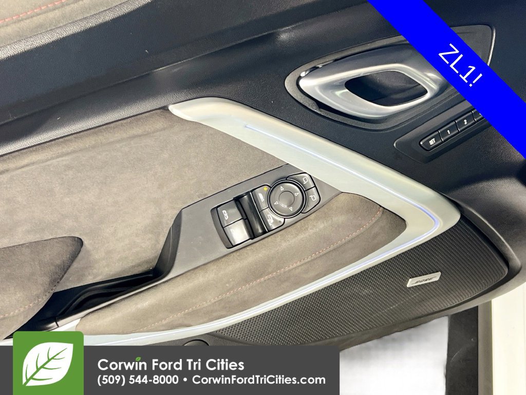 Used 2022 Chevrolet Camaro ZL1 RWD image 11