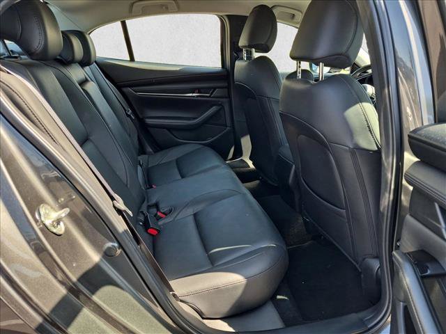 Used 2019 MAZDA MAZDA3 Sedan w/ Preferred Package FWD image 19