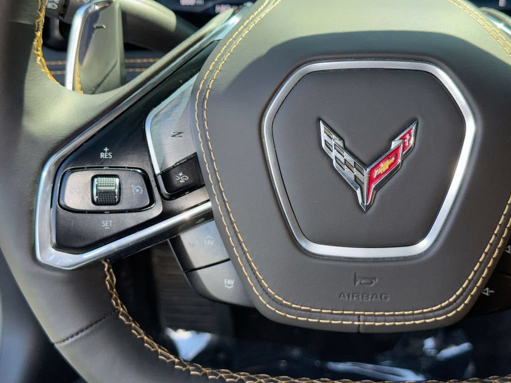 Used 2025 Chevrolet Corvette E-Ray w/ Stealth Interior Trim Package AWD/4WD image 17
