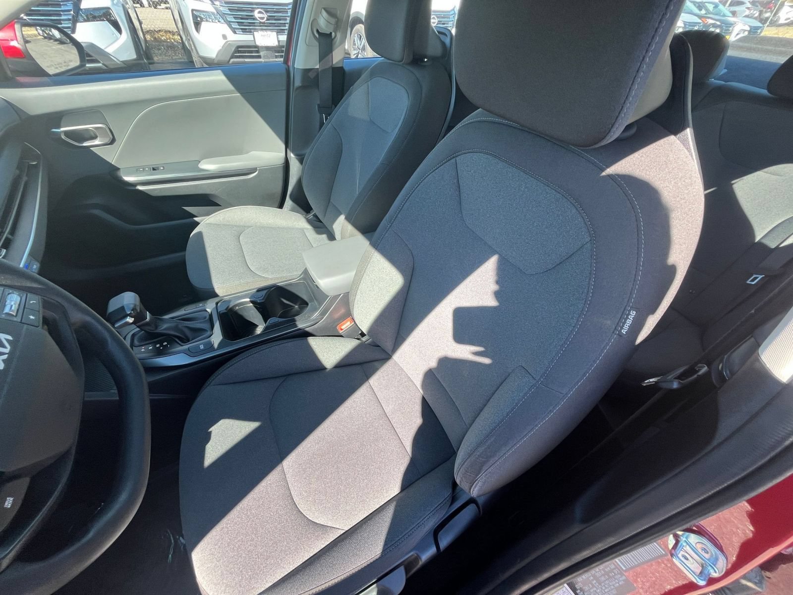 Used 2025 Kia K4 FWD image 36