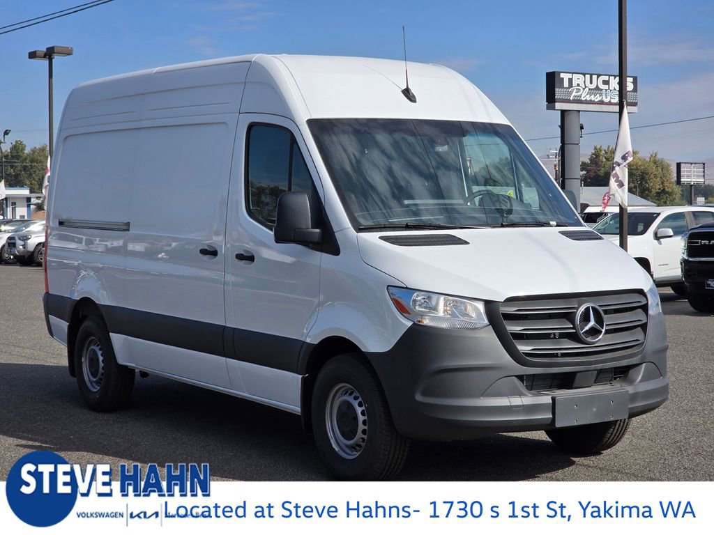 Used 2024 Mercedes-Benz Sprinter 144 Cargo image 7