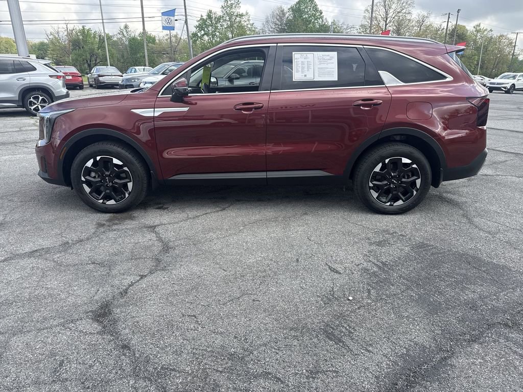 Used 2024 Kia Sorento S w/ Panoramic Sunroof Package AWD/4WD image 3
