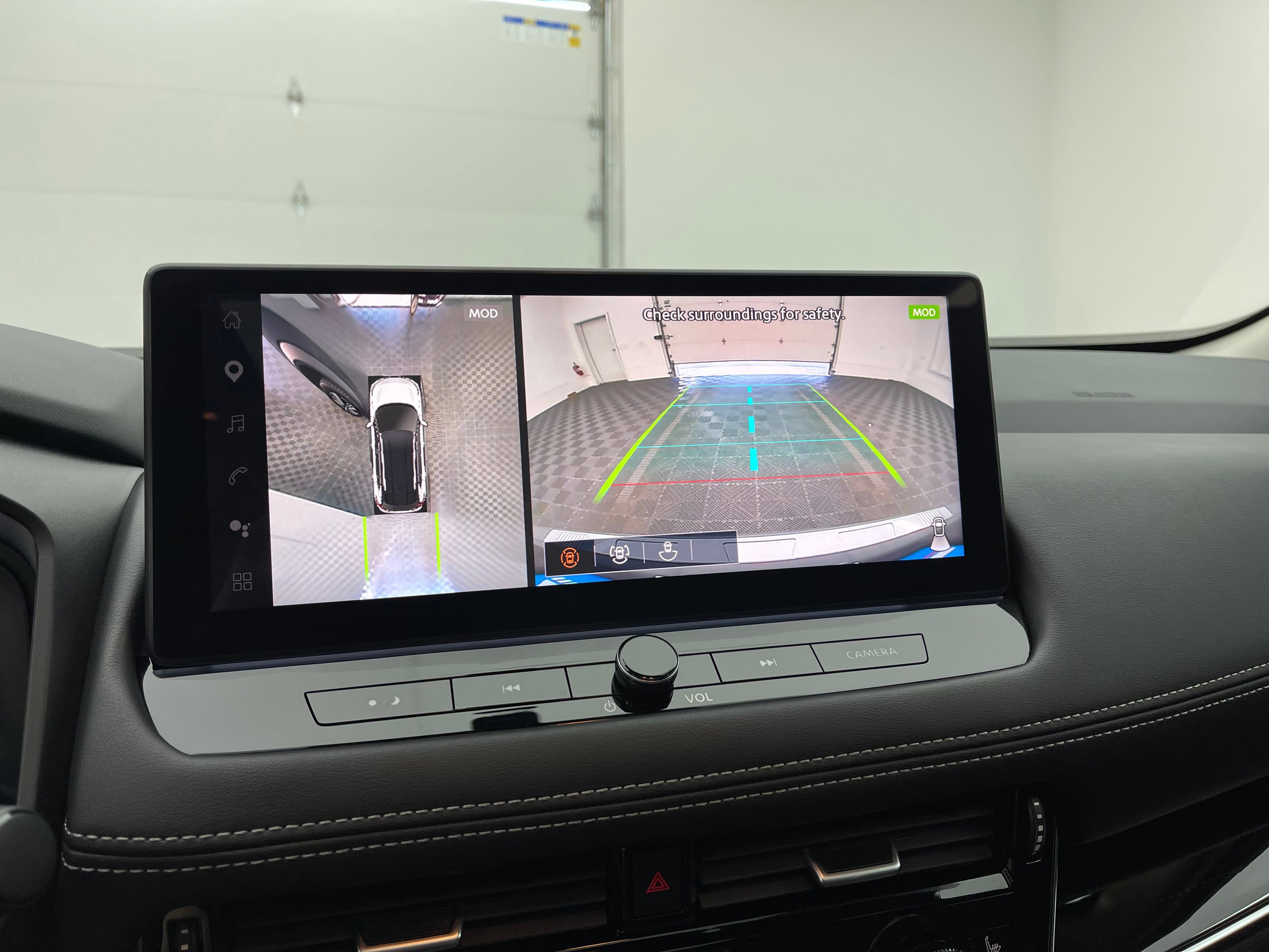Used 2024 Nissan Rogue SL w/ SL Premium Package FWD image 45