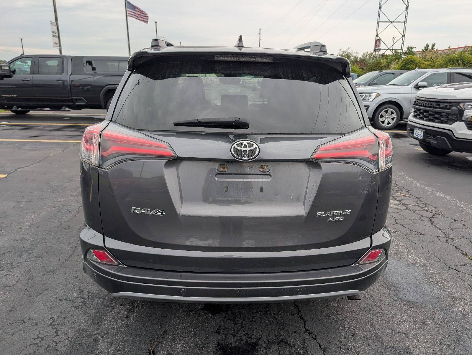 Used 2017 Toyota RAV4 Platinum AWD/4WD image 7