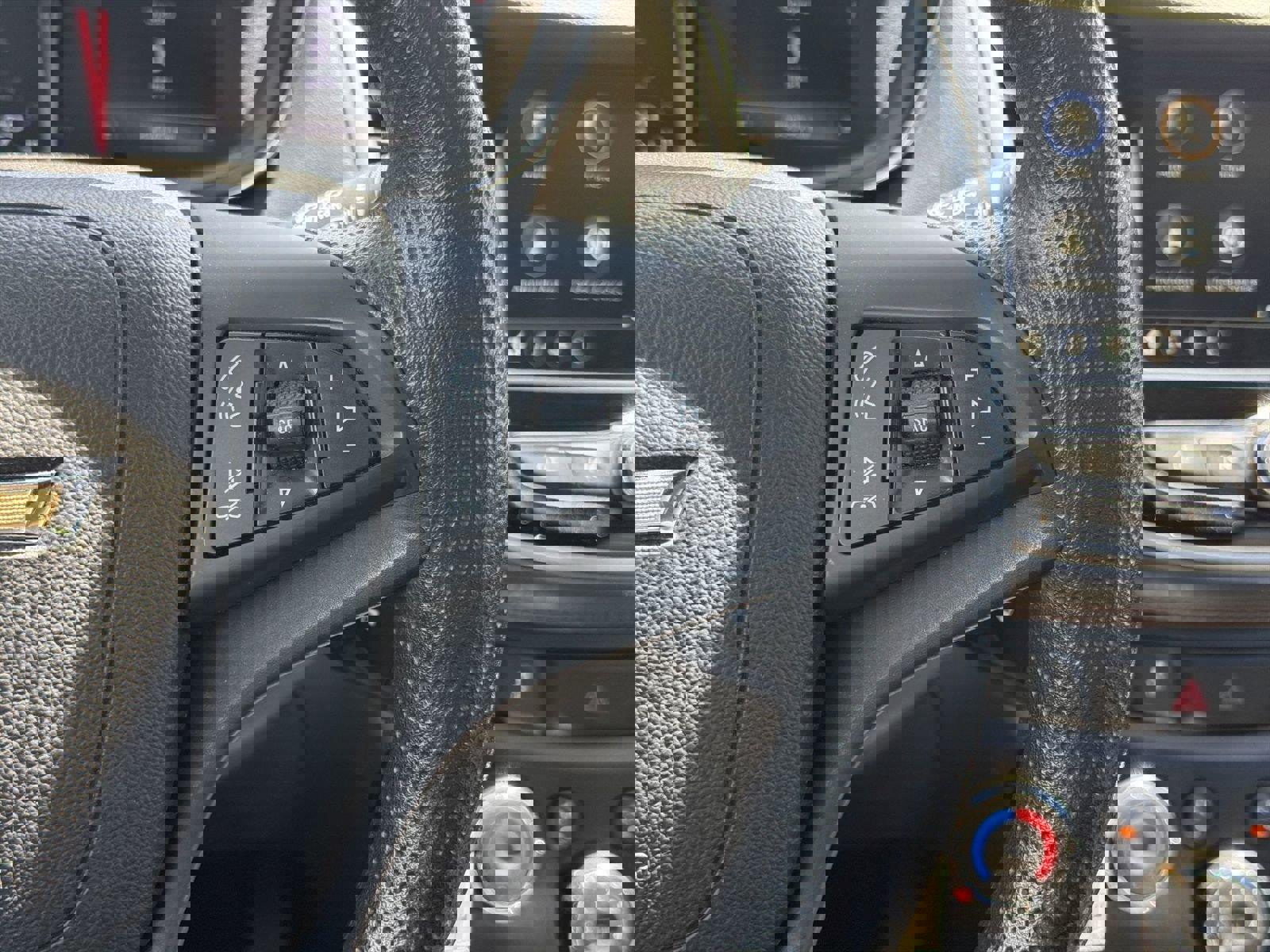 Used 2019 Chevrolet Trax LS AWD/4WD image 20