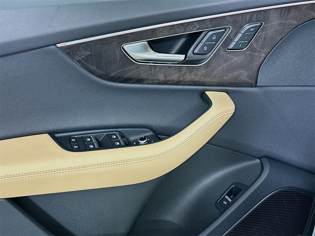 New 2025 Audi Q7 3.0T Premium Plus image 21