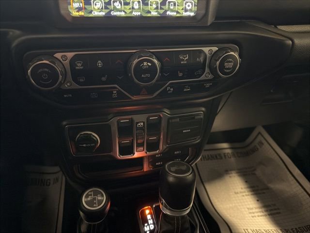 Used 2021 Jeep Wrangler Unlimited Sahara AWD/4WD image 27