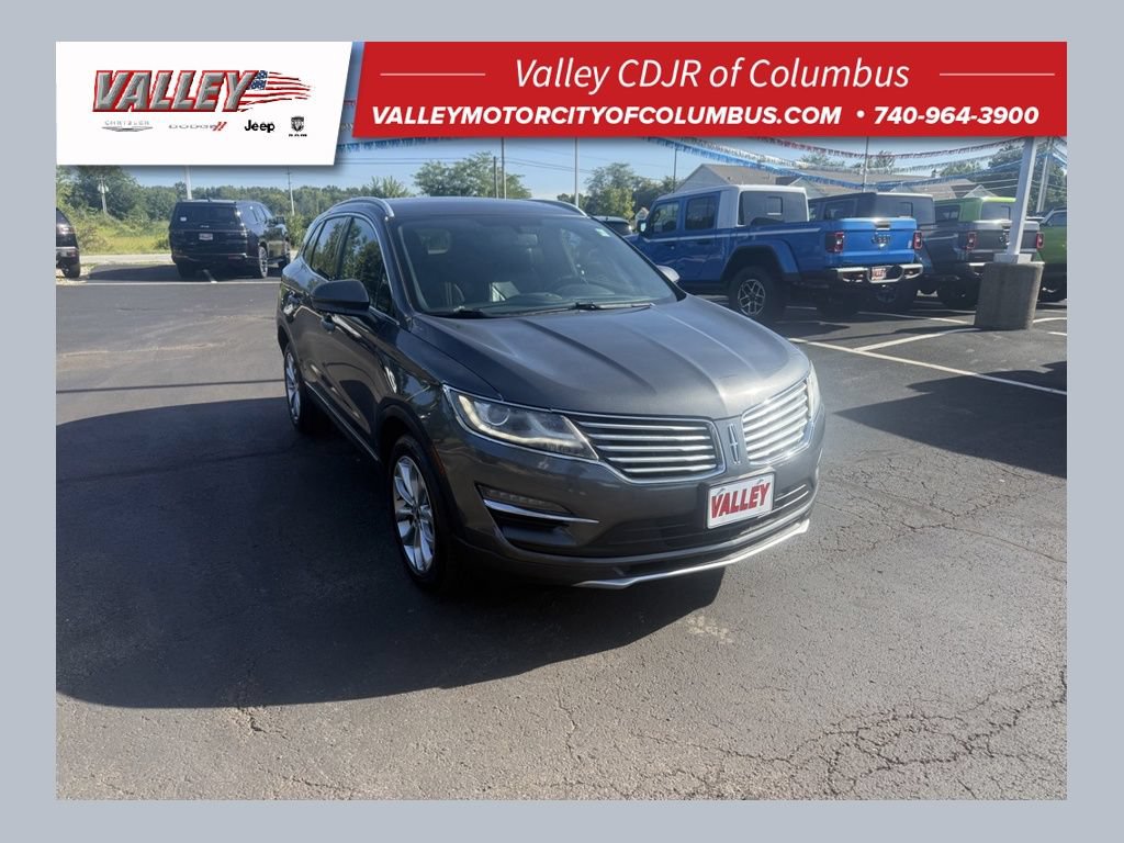 Used 2017 Lincoln MKC Select w/ Select Plus Package AWD/4WD image 1