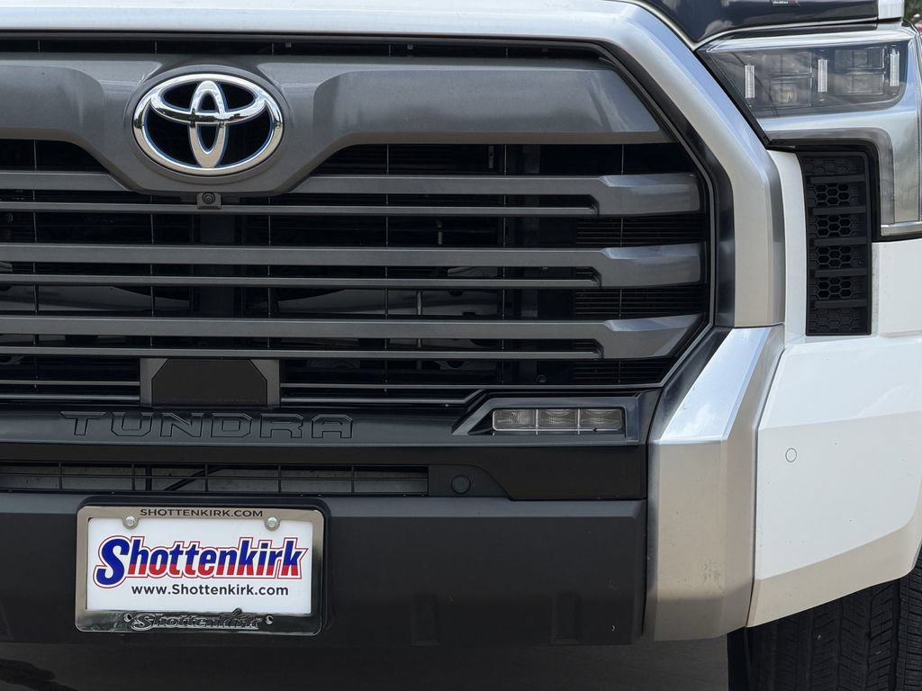 Used 2024 Toyota Tundra Limited AWD/4WD image 8