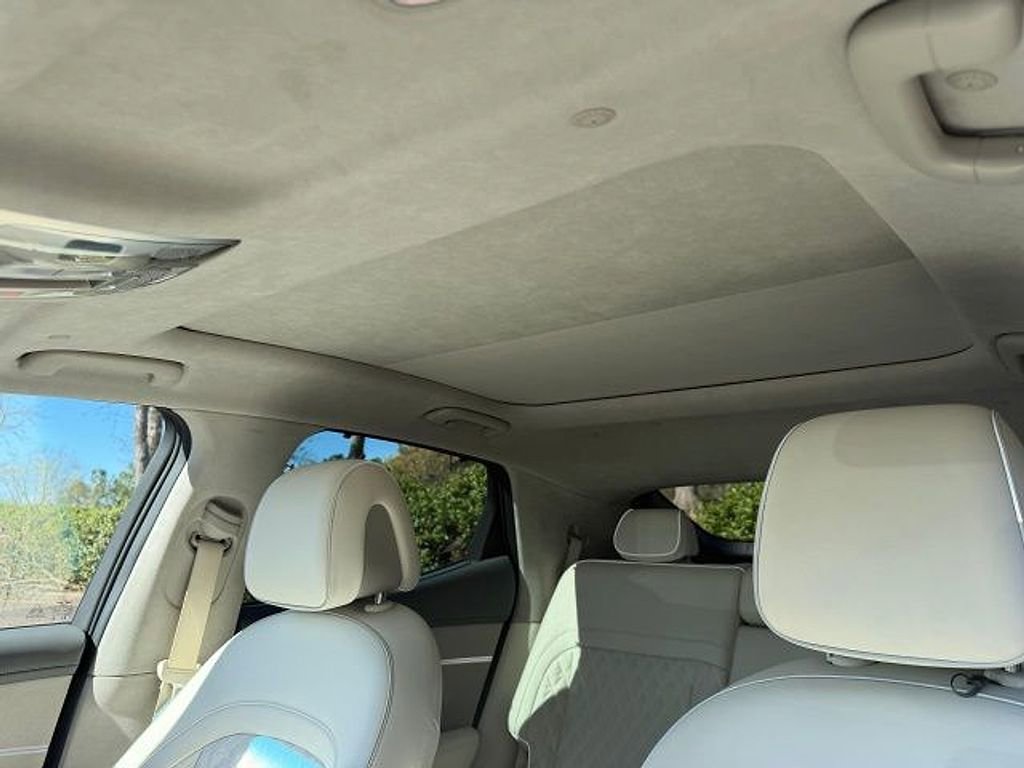 Used 2023 Genesis GV60 Performance image 7