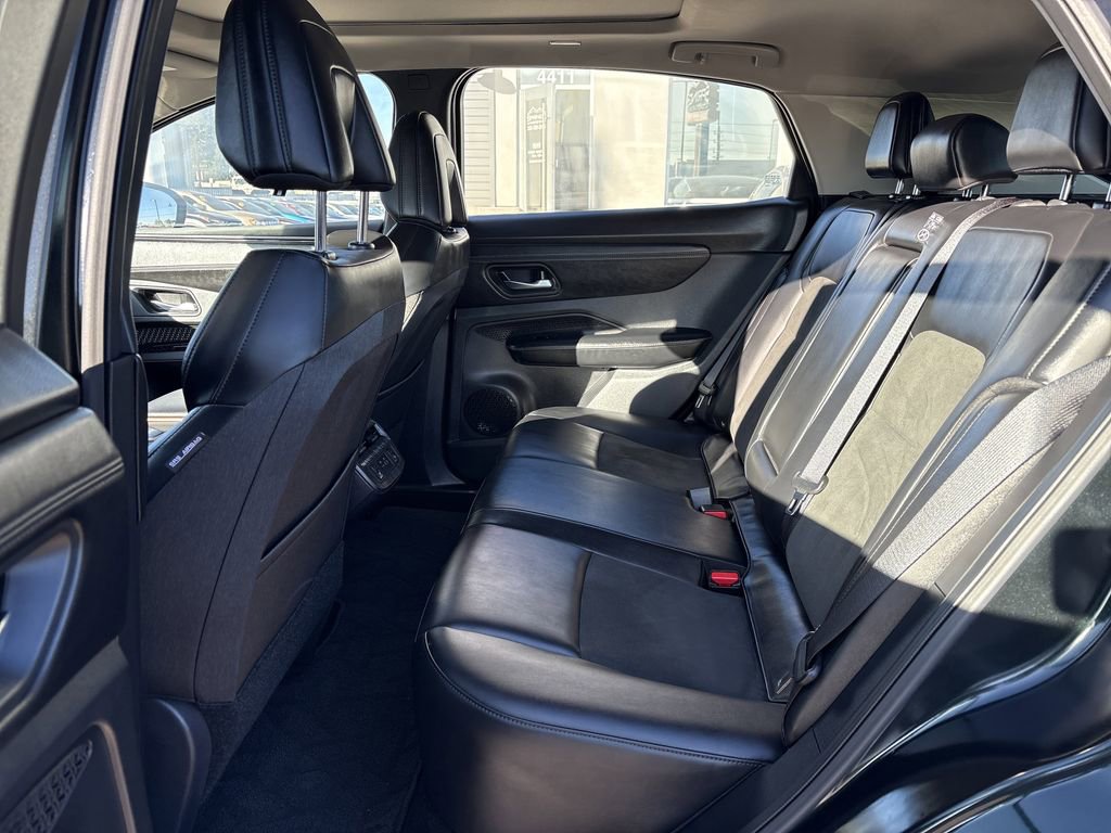 Used 2024 Nissan Ariya FWD image 28