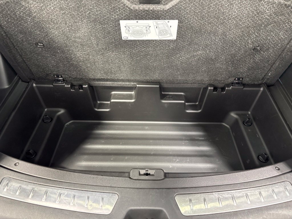 Used 2023 Buick Enclave Essence w/ Experience Buick Package AWD/4WD image 52