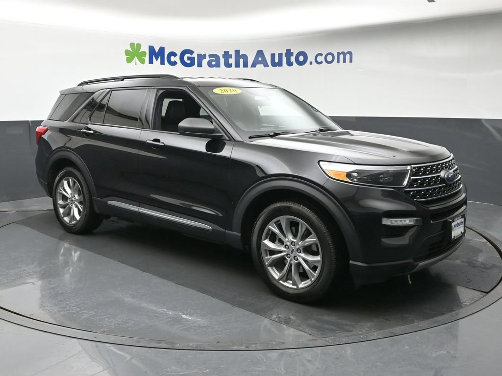 Used 2020 Ford Explorer XLT w/ Equipment Group 202A image 2