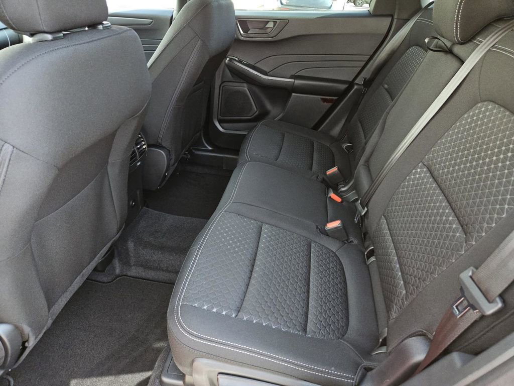 New 2026 Ford Escape Active FWD image 28