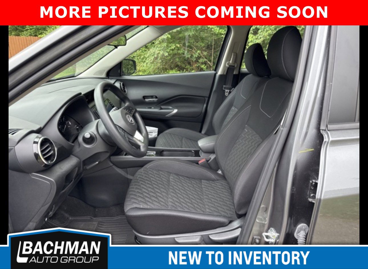 Used 2022 Nissan Kicks SV FWD image 4
