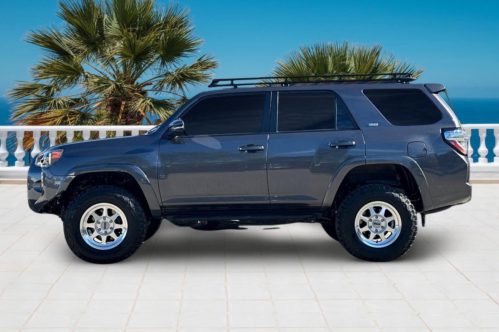 Used 2023 Toyota 4Runner SR5 Premium w/ Moonroof Package image 7