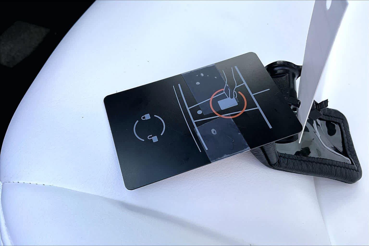 Used 2025 Tesla Model Y Long Range RWD image 14