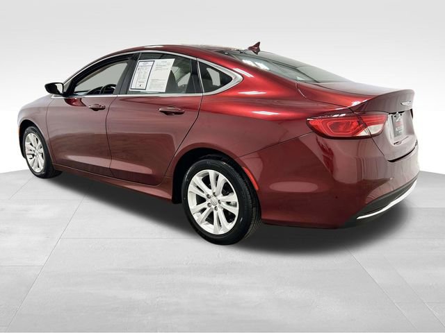 Used 2016 Chrysler 200 Limited w/ Anniversary Edition FWD image 4