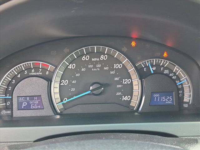 Used 2014 Toyota Camry SE FWD image 9