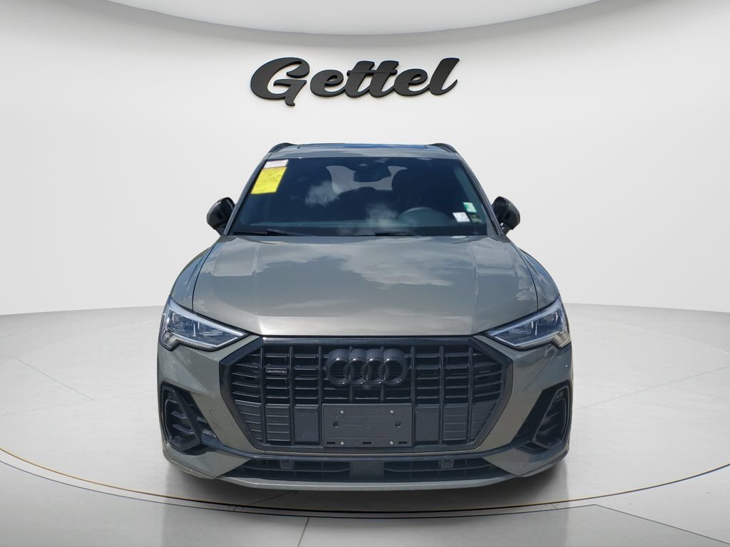 Used 2021 Audi Q3 2.0T Premium Plus w/ Premium Plus Package AWD/4WD image 2